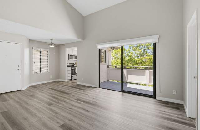 The Arbors Gallery 1