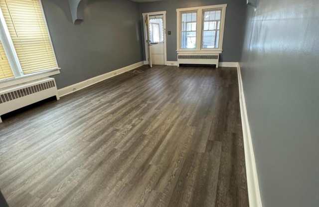 1023 REVERE Avenue photos photos