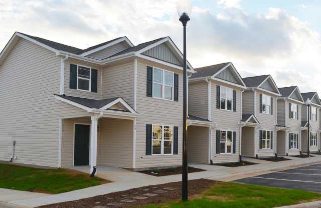 3 bedroom 3 bathroom Townhome near Campbell University! photos photos