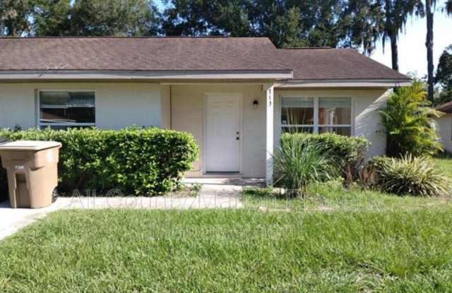 713 NE 26 St photos photos