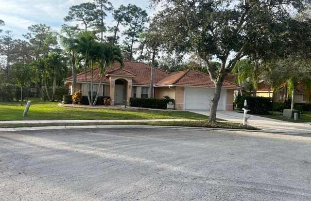 292 Acacia Court - 292 Acacia Court, Royal Palm Beach, FL 33411