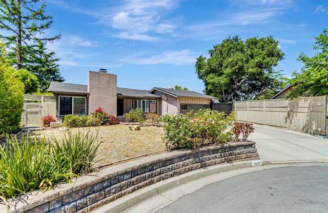 Saratoga Gem - 4BR Home Open Floor Plan & Outdoor Space Gallery 3
