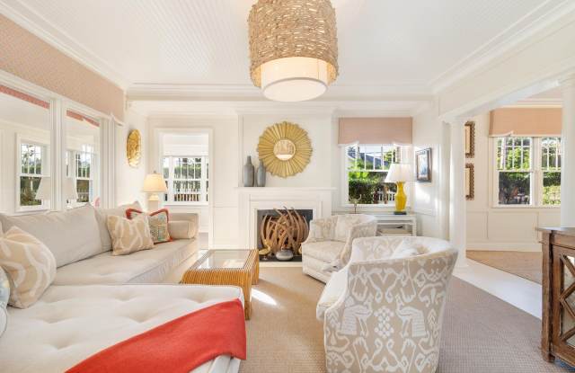 357 Seabreeze Avenue photos photos