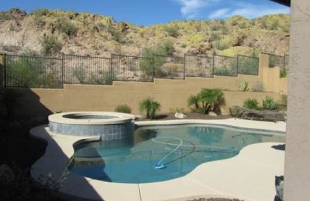 9020 W RED FOX Road - 9020 West Red Fox Road, Peoria, AZ 85383