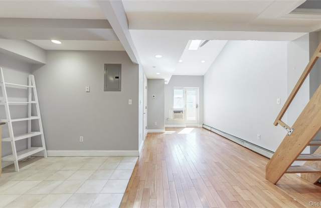 83-71 116th Street Gallery 4