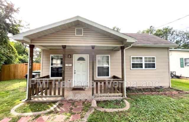 1230 South 4th Street - 1230 South 4th Street, Rogers, AR 72756