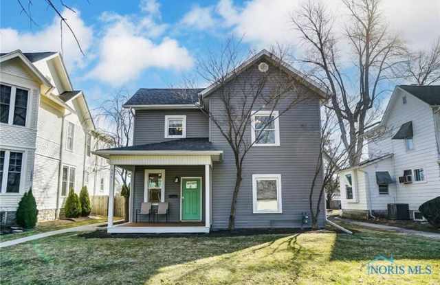 905 Washington Avenue photos photos