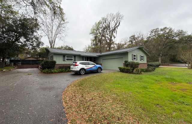 Amazing Location & Spacious Corner Lot! photos photos