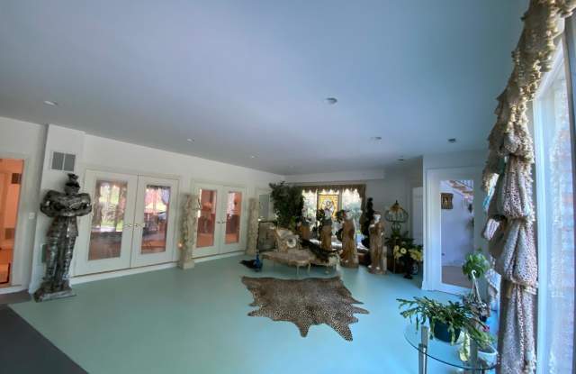 7929 GEORGETOWN PIKE Gallery 2