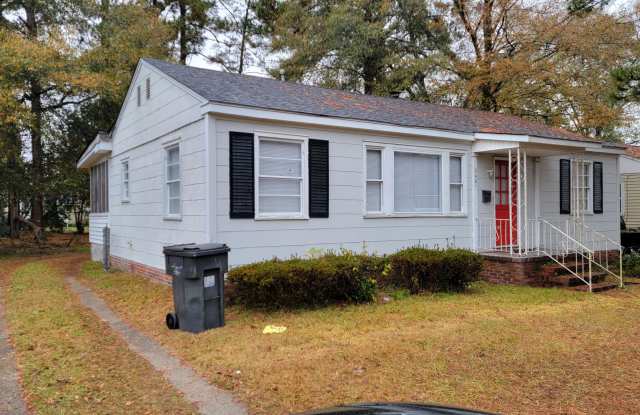 Now Available! Section 8 accepted! Located just off Peach Orchard Rd in Augusta, GA Gallery 1