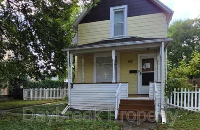 912 9th Street North photos photos