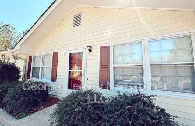 64 Creekside Drive Gallery 4
