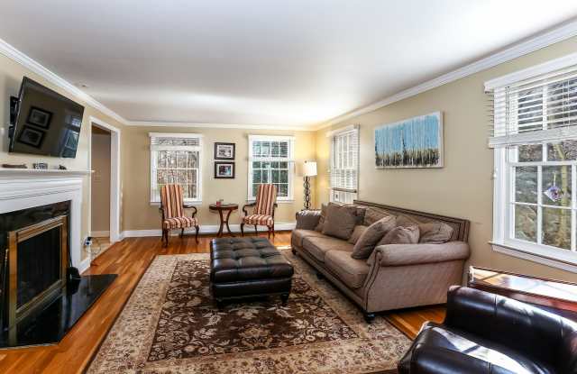 25 Pheasant Run Gallery 3