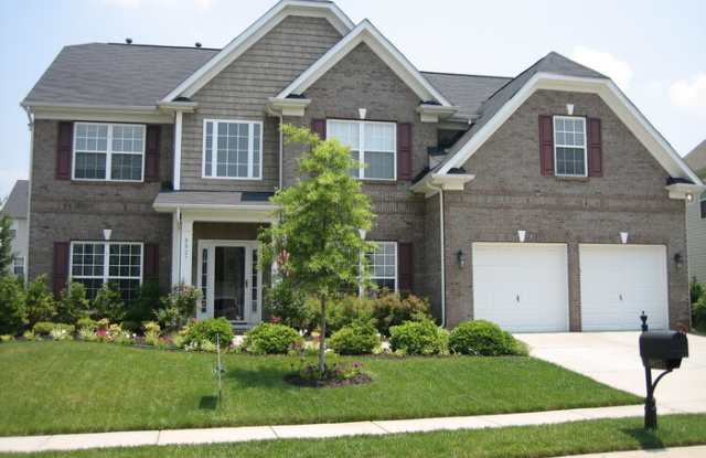 8827 SedgeBurn Drive - 8827 Sedgeburn Drive, Charlotte, NC 28278