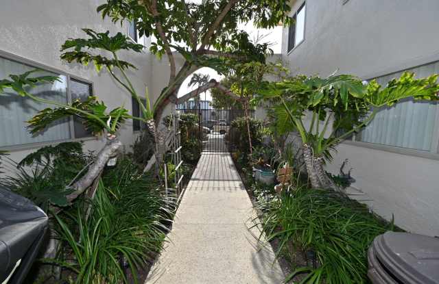 4944 Narragansett Ave photos photos