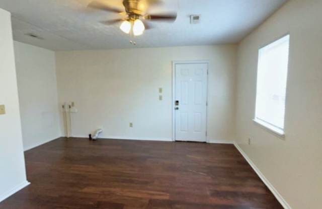 289 Dogwood Pointe Dr Gallery 1