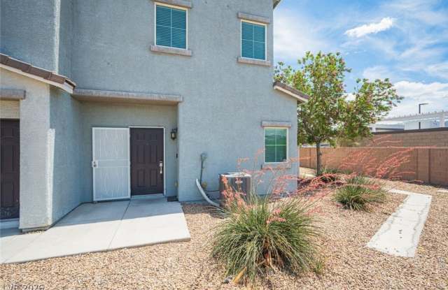 2715 Amazing Meadows Avenue photos photos