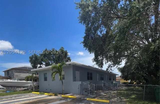 2560 WILMINGTON ST photos photos