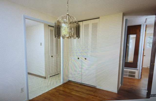 6511 Ledgebrook Dr Gallery 4