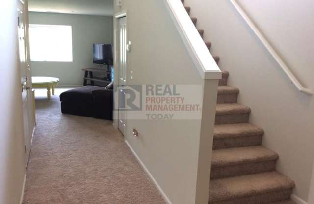 16712 West Hill Drive East Gallery 2