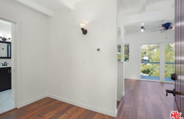 8559 Brier Dr Gallery 3