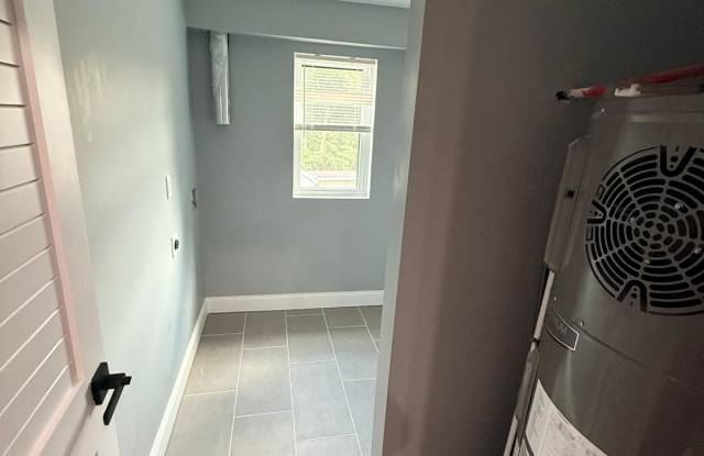 4 Neponset Street - 7 Gallery 2