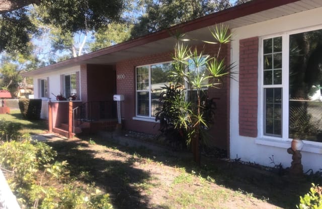 1600 31st St S - 1600 31st Street South, St. Petersburg, FL 33712