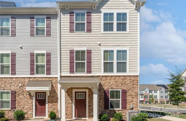 9226 Mallard Mills Drive photos photos