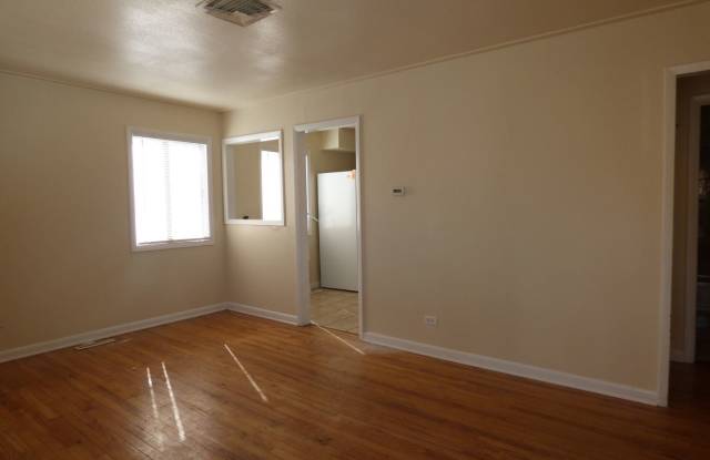 2255 S. Hazel Ct. Gallery 3