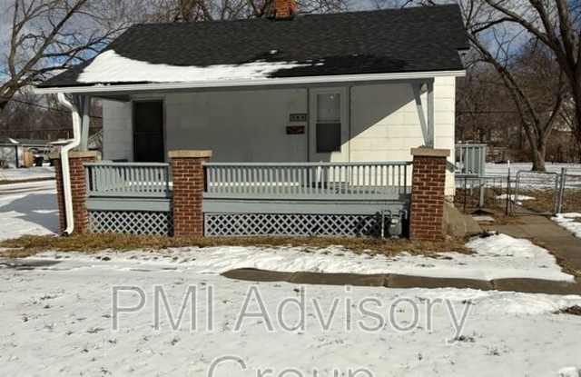 200 SW Orchard St photos photos