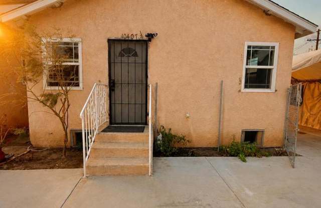 10407 1/2 Juniper Street photos photos