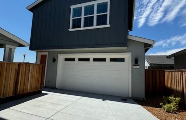 Brand New Studio Available Now! 1/2 off 1st Month's Rent! photos photos