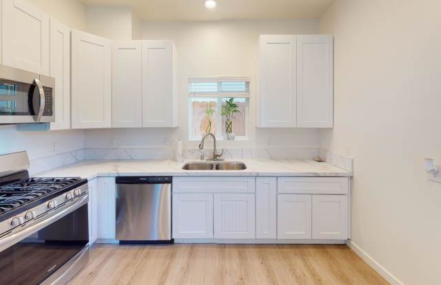 6223 Hobart St. photos photos