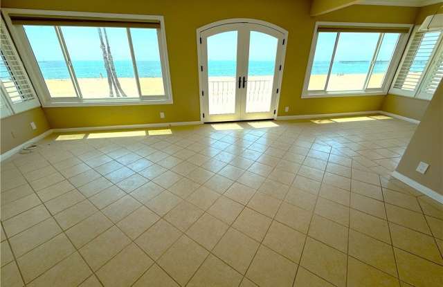 1319 Seal Way photos photos