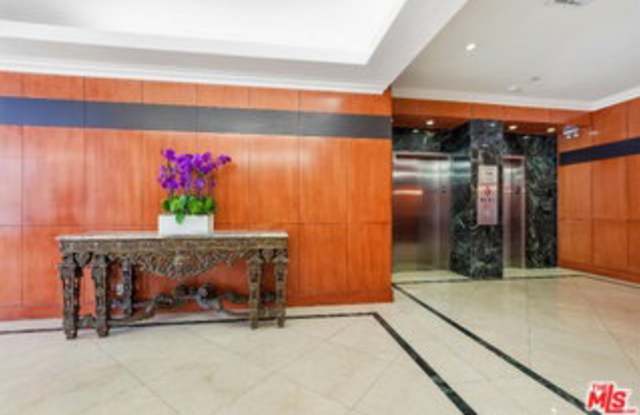 10787 Wilshire Boulevard Gallery 3