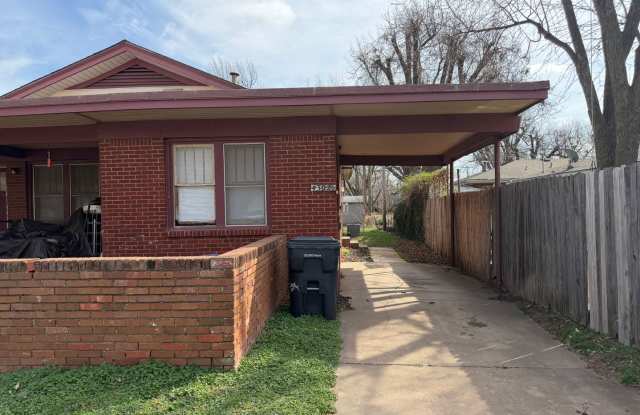 1 bedroom 1 bath, Bethany Schools- Now Available photos photos