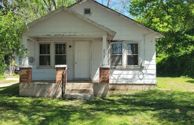 2 BEDROOM 1 BATHROOM HOUSE FOR RENT photos photos