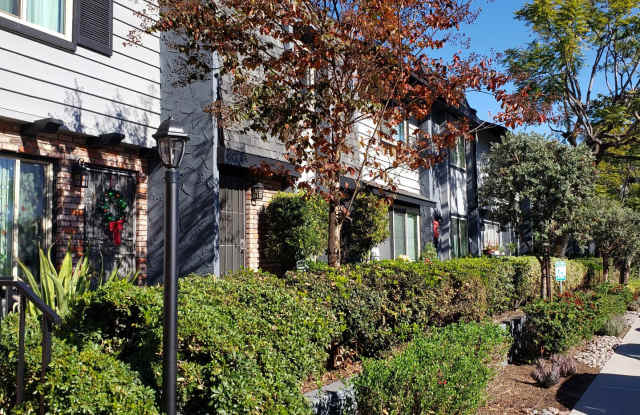 Renovated La Mesa Village 2BR/2BA Condo photos photos