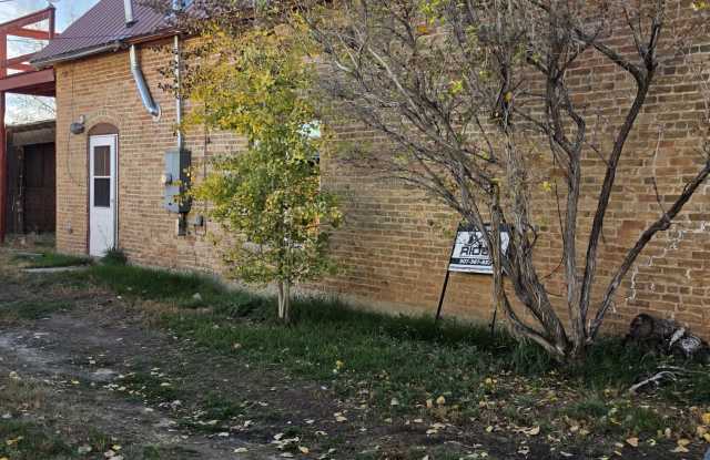 410 Smith Avenue Gallery 2