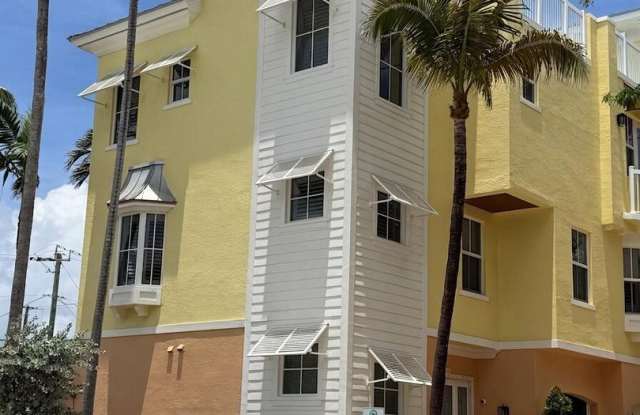 4332 SEAGRAPE DR #APT 4 LAUDERDALE BY THE SEA, FL 33308 Gallery 4