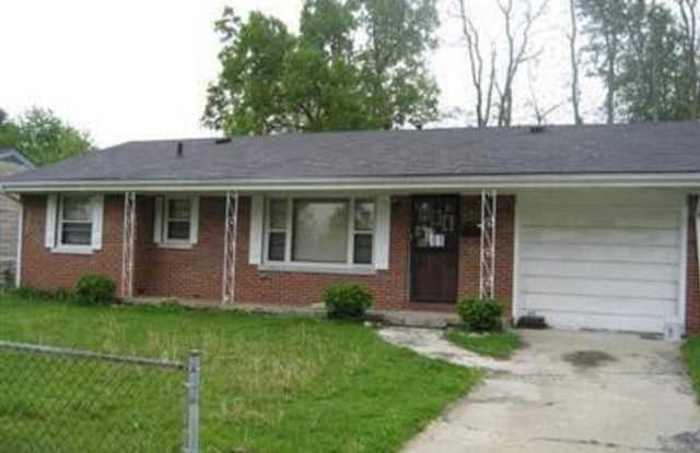 1072 Hudson Avenue photos photos