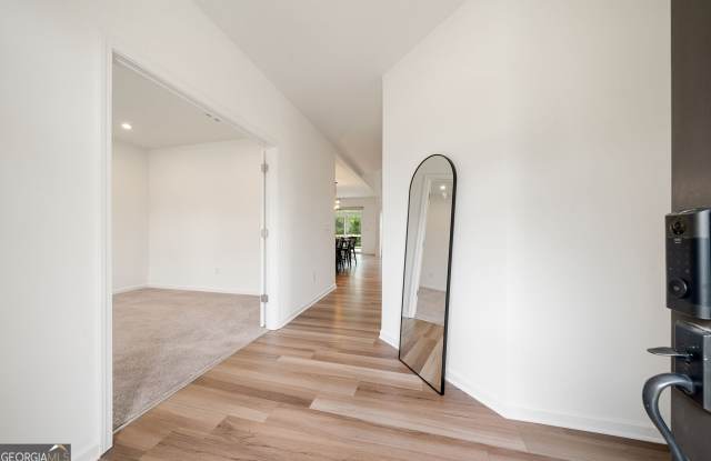 8150 Scenic Ridge Way Gallery 2