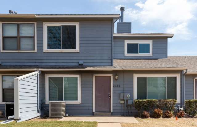 Beautiful 3 Bedroom, 2.5 Bath Condo in Canterbury! photos photos