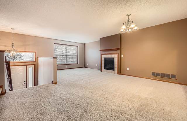 5085 French Drive North - 1 Gallery 2