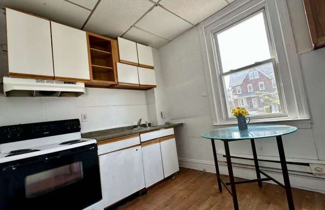 713 Broadway photos photos