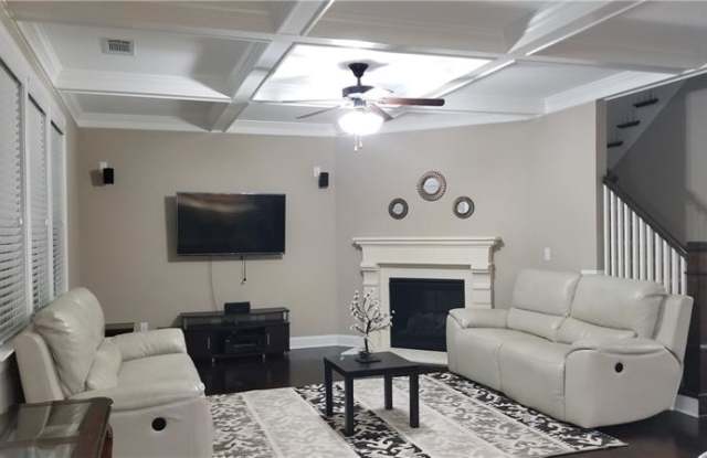 2760 Southwick Dr Gallery 4