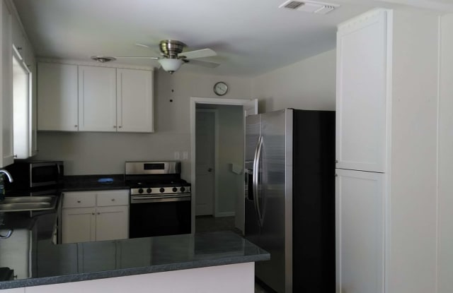 20 Mary Ln - 20 Mary Lane, Tehama County, CA 96080