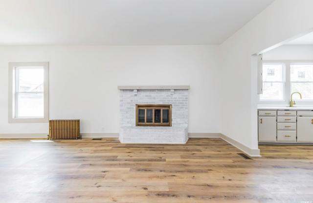 400 E Highland Ave Gallery 3