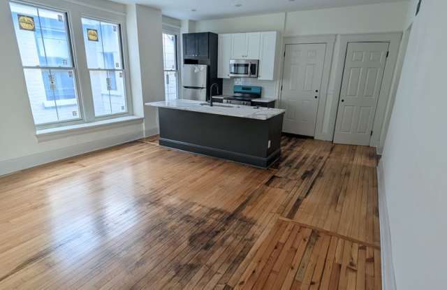 Newly renovated, modern apartment in historic Covington photos photos