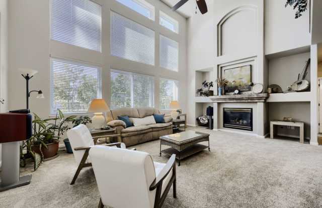 Bright Lafayette Home | BVSD Schools & Parks Gallery 1
